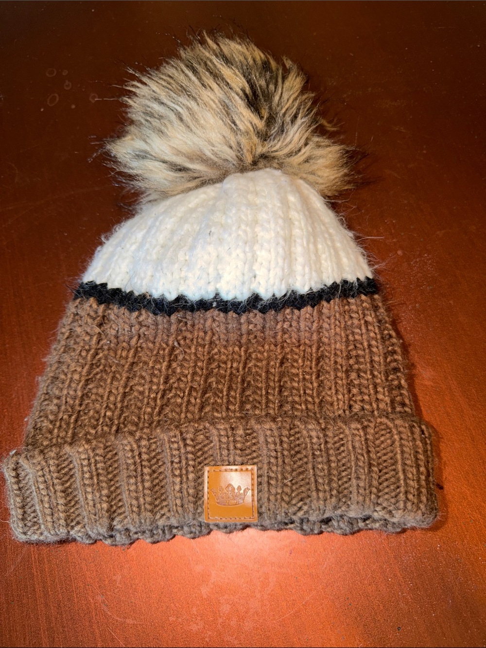 Womens Two-Tone Pom Beanie Hat - Brown & Cream